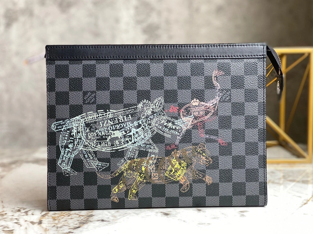 Cheap VUITTON VOYAGE LOUIS POCHETTE 0802